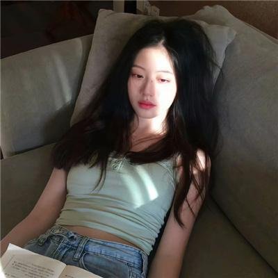唱吧 圣塔露茜亚 海报